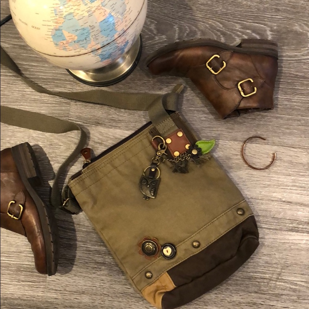 NWOT Chala Patch Cross-Body Handbag  Olive Green